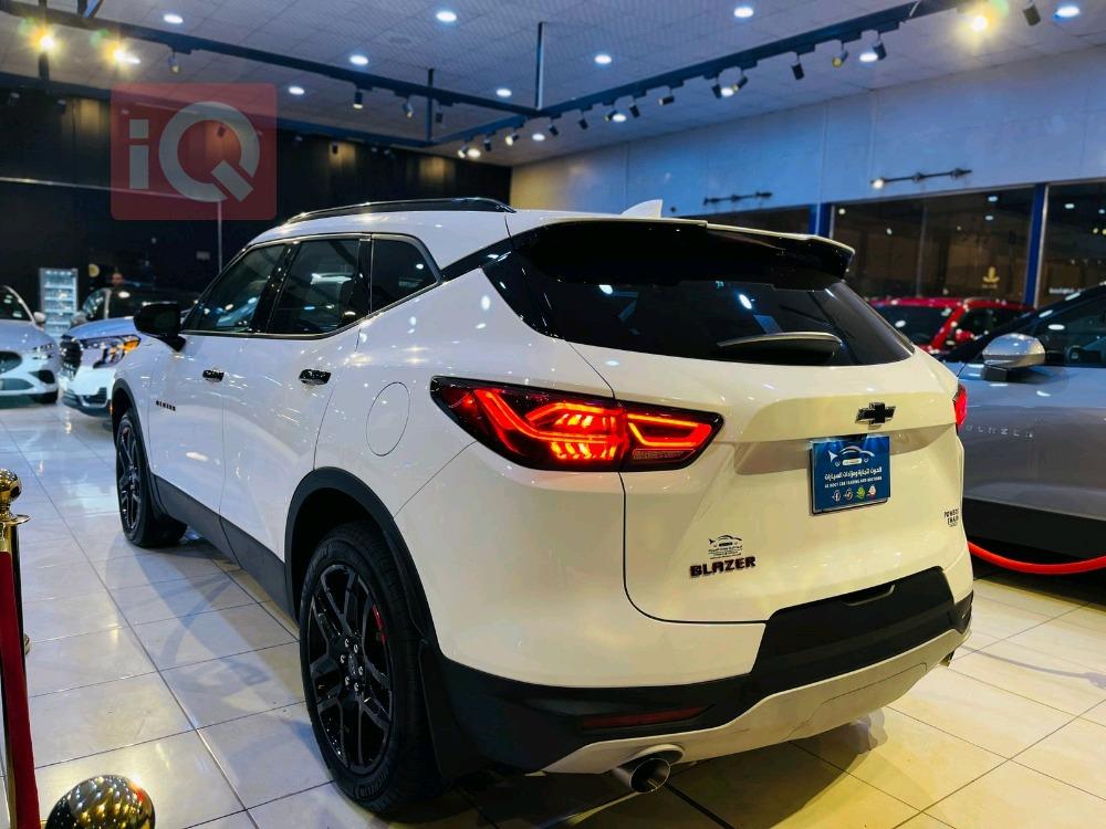 شێڤرۆلێت بلایزەر